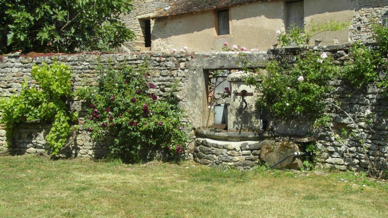 Chatel De Bierre Sigy-le-Châtel Eksteriør bilde